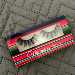 Lashes